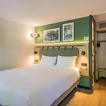 Campanile Moulins 3*
