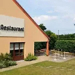 Szálloda Campanile Moulins 3*