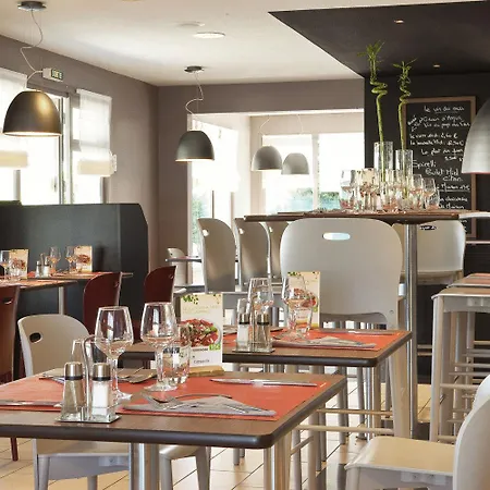 Hotel Campanile Nature - Moulins Avermes