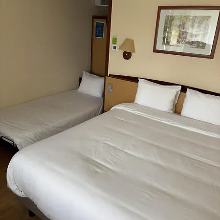 Campanile Moulins Hotel Avermes