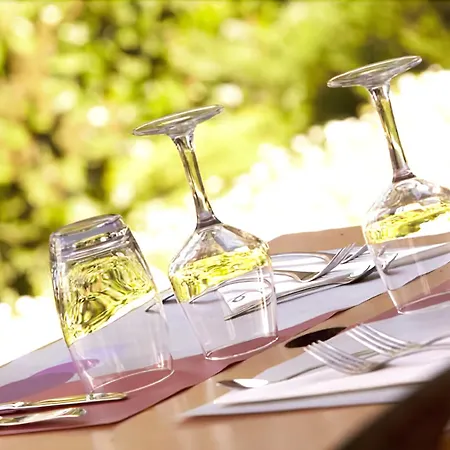 Hotel Campanile Nature - Moulins Avermes