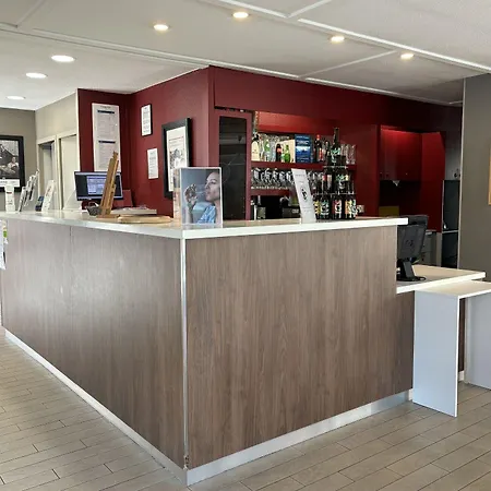 Ξενοδοχείο Campanile Moulins