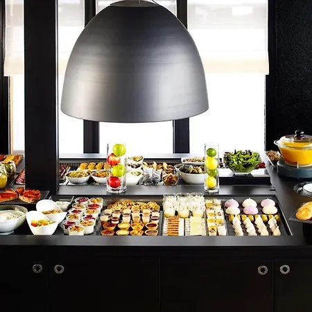 Campanile Moulins Hotel Avermes