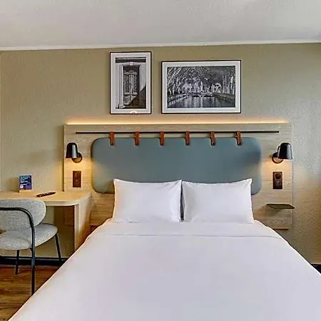 Campanile Nature - Moulins Hotel 3*