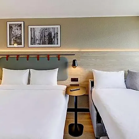 Campanile Nature - Moulins 3*