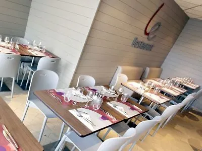 Hotell Campanile Nature - Moulins Avermes