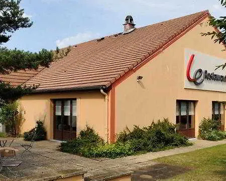 Campanile Moulins Avermes
