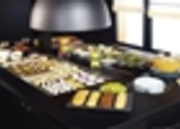 Campanile Moulins 3* Avermes