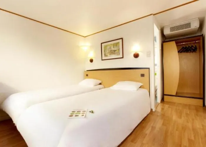 Hotel Campanile Moulins Avermes