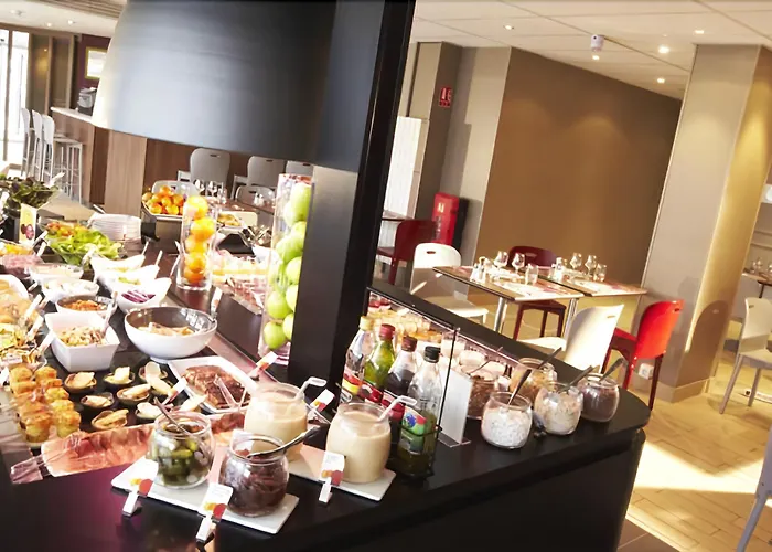 Campanile Moulins Avermes