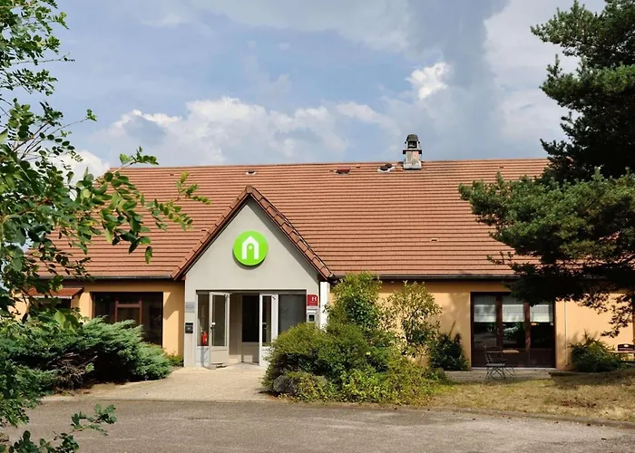 Campanile Moulins Hotel