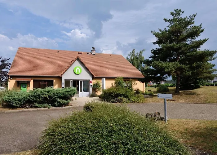 Campanile Moulins Hotel Avermes