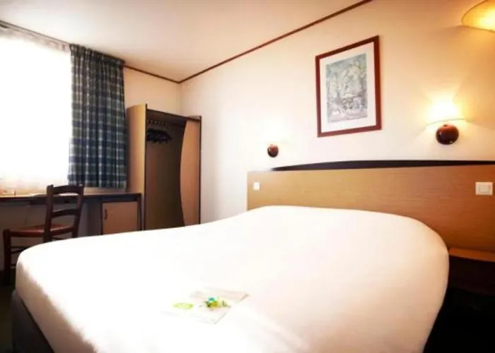 Hotel Campanile Moulins Avermes